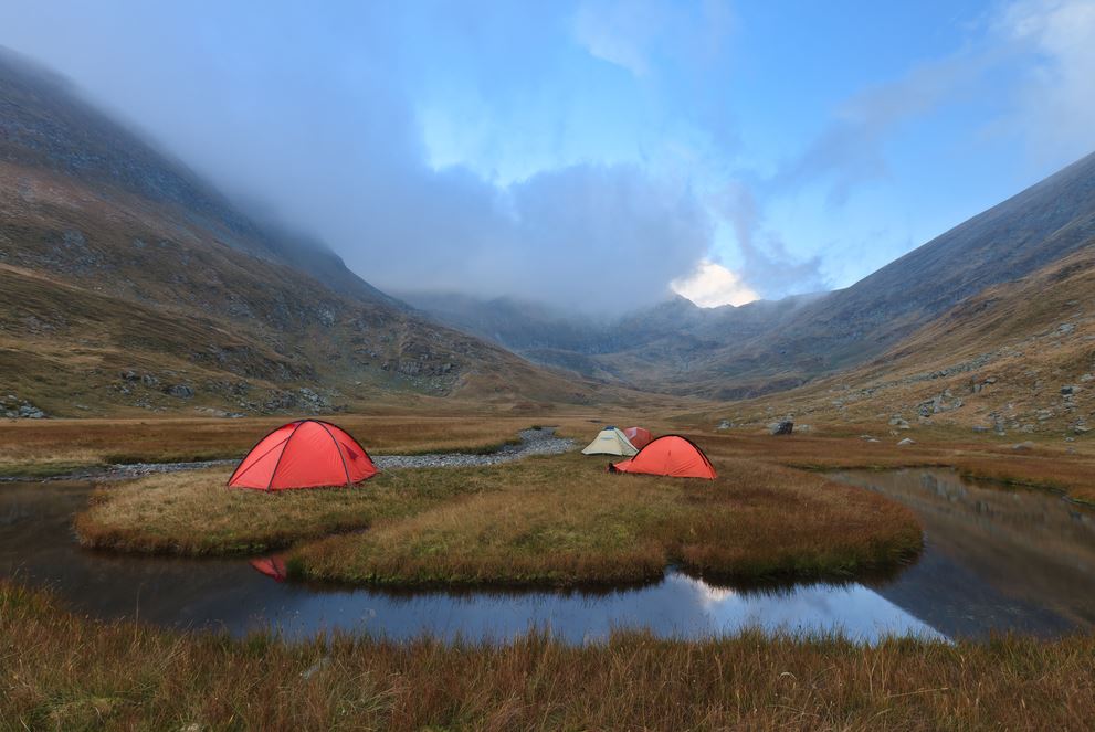 Le camping sauvage en Roumanie