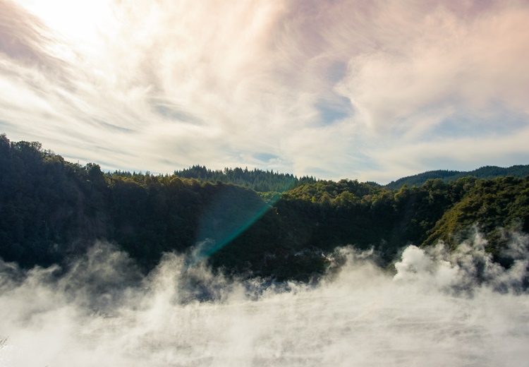 Waimangu volcanic valley - HEYME Worldpass